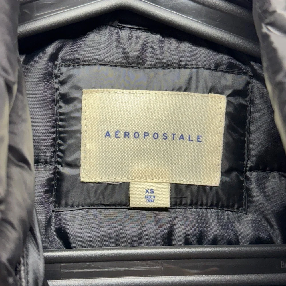 Puffer Vest - Picture 3 of 3